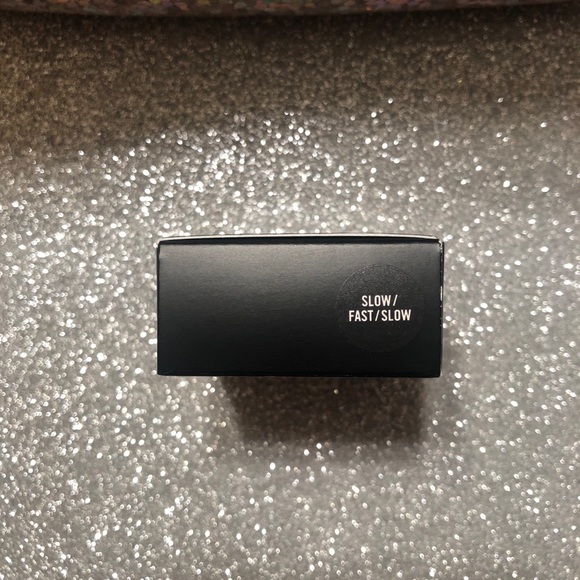 BNIB! MAC Dazzleshadow in Slow/Fast/Slow - Picture 4 of 7